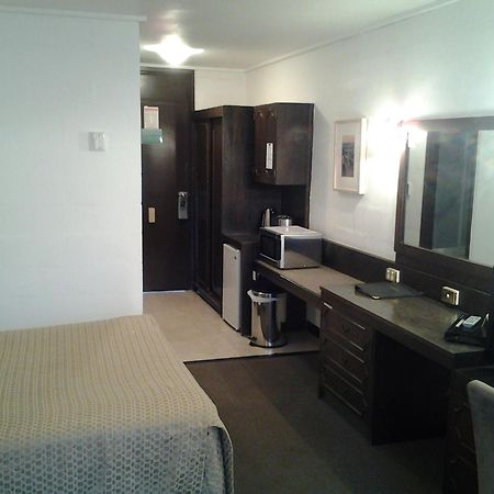 קווינסטאון West Coaster Motel מראה חיצוני תמונה