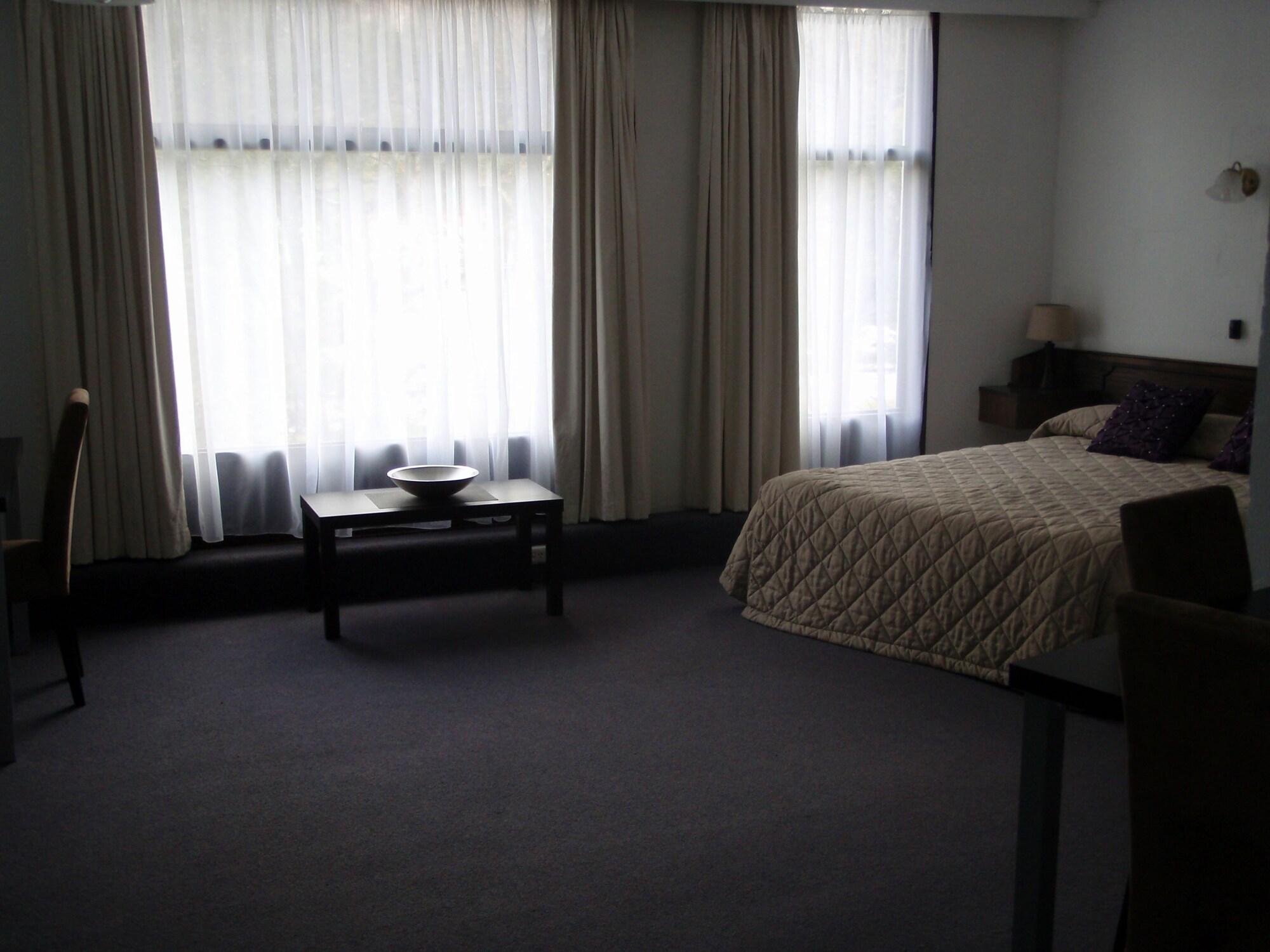 קווינסטאון West Coaster Motel מראה חיצוני תמונה